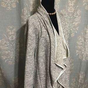 Gorgeous Ellen Tracy Open Front Sweater